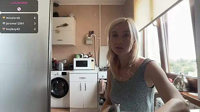 Онлайн чат XXX AngelJeni