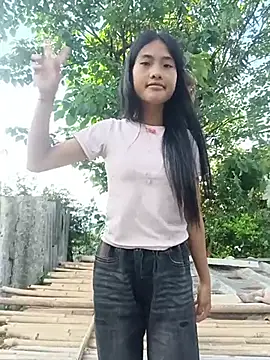 โชว์เว็บแคมของ Hoa-tuylip