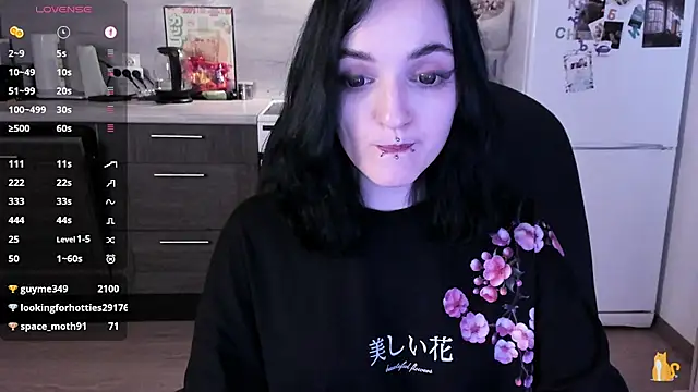 lina__tyaaan 即時 XXX 聊天