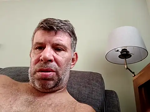 stud2512: απευθείας συνομιλία ΧΧΧ
