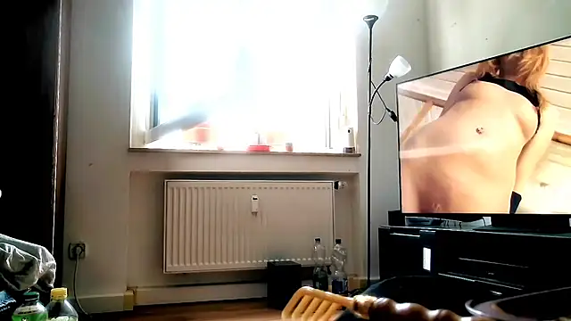 Hornygermany6985 Show Webcam