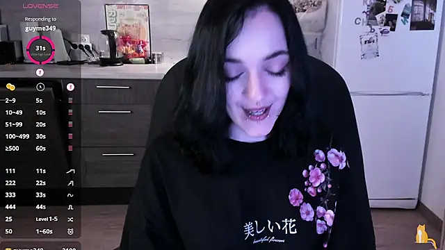 lina__tyaaan লাইভ XXX চ্যাট