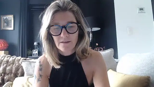 godinflower Chat XXX in diretta