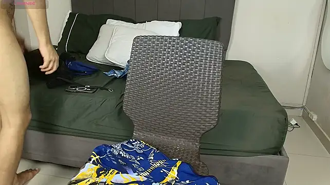 HugeCock_Puppy 网络视讯表演