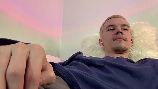 Pokazy przed kamerką – Jeremy1Scott