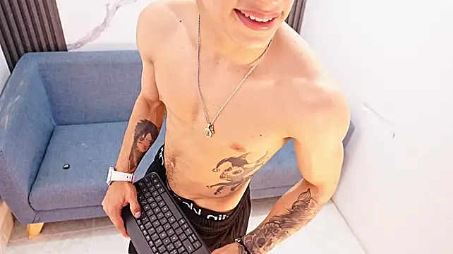 הופעת וובקאם של JhoanLeandro