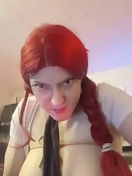 sissytrapdolly24 Show in webcam