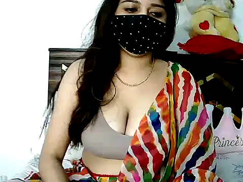 XXX chat uživo modela Gloie4u