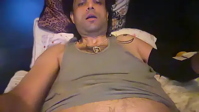 icebergslim281's Live XXX Chat