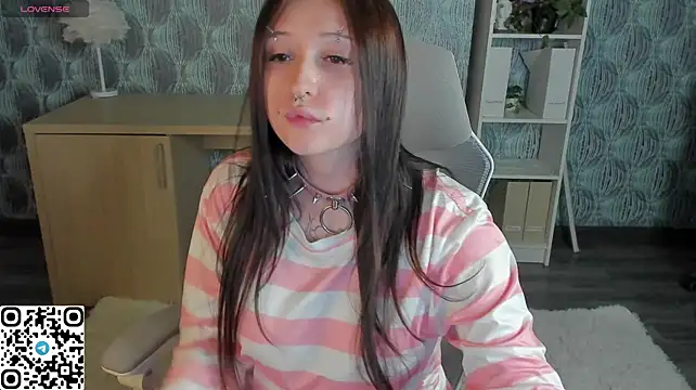 Emma-Blissa Chat XXX in diretta