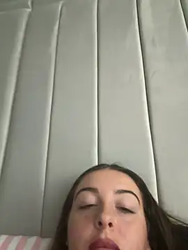 BrunetteBaddiexo 웹캠 쇼