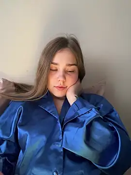 Sweet_Meg: онлайн-секс-чат