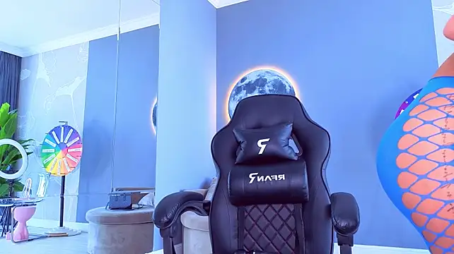 SpoilM3Mor3 Live XXX Chat