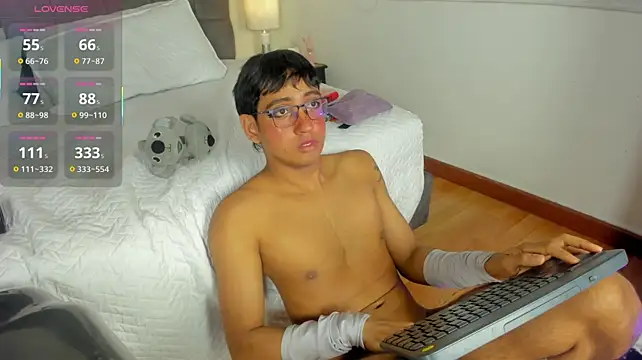 Andrew_sissy: απευθείας συνομιλία ΧΧΧ