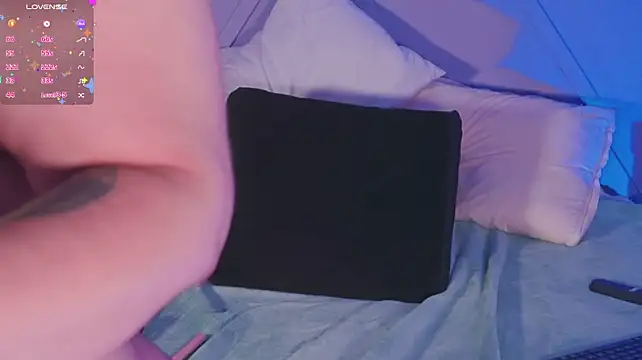 emmajohnss' Live XXX Chat
