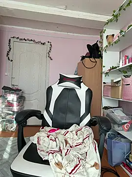 EmmySuiyugh 라이브 XXX 채팅