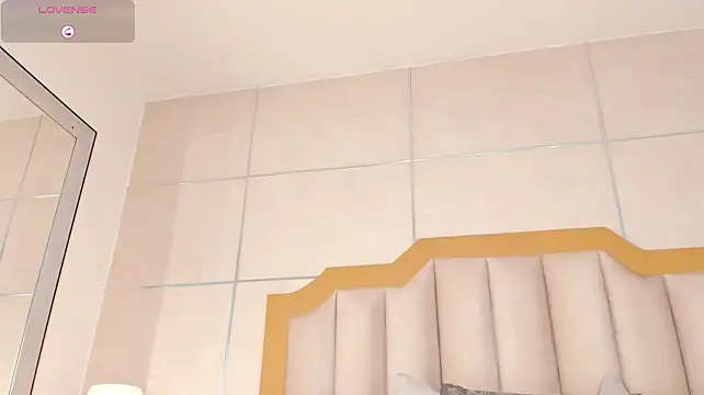 Chat +18 de TahliaMoreau ao vivo