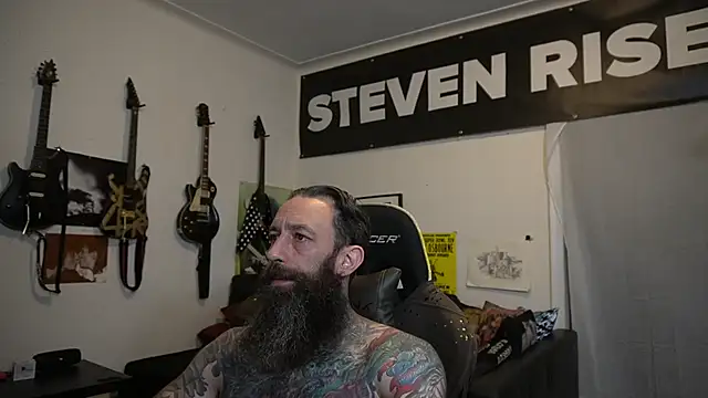StevenRiseNYC Adlı Modelin Canlı XXX Sohbeti