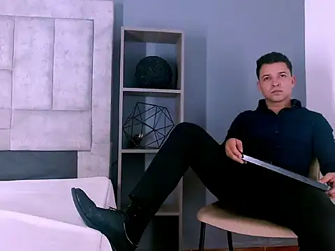 Živý XXX chat Hey_Noaah