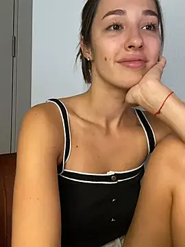 Živý XXX chat NotYourMiss