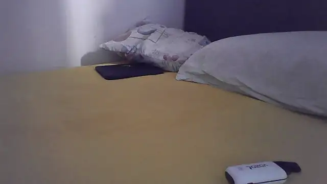HotwifeAvcisiOlgunAdam 现场XXX聊天