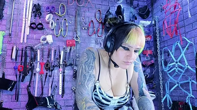 PANDORANEZZ Chat XXX live