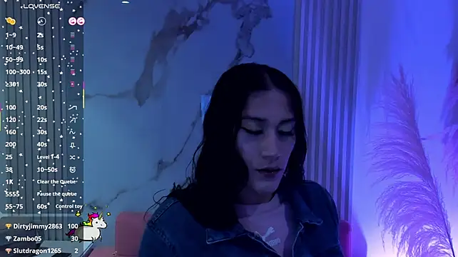 Show de webcam de CamilaHarperr_