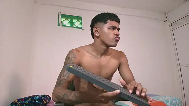k_florez 现场XXX聊天