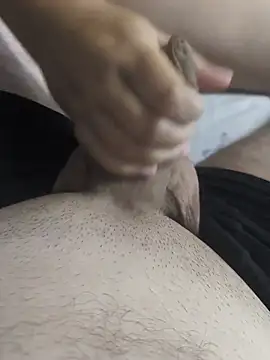 Webkamerová show MadaamJizz_DickLewd