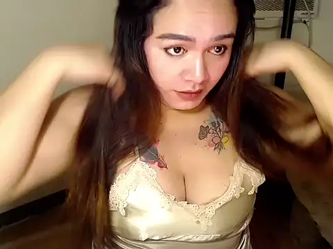 LAvender_18 Pertunjukan Webcam
