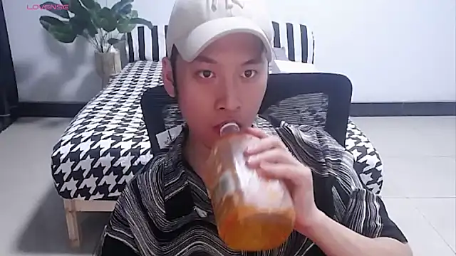yichen008 现场XXX聊天