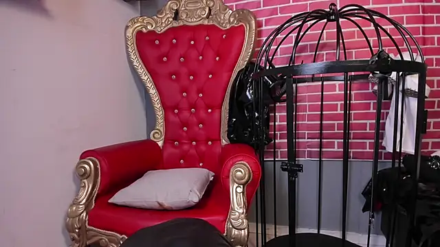 LiliThara's Webcam Show