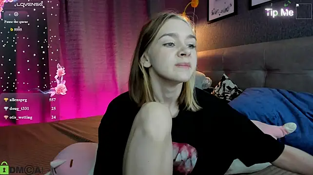 Онлайн чат XXX Lesi_Moonie01