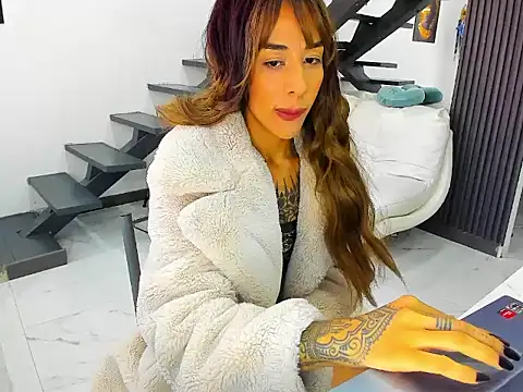 Chat +18 de Thebadwolf181 ao vivo