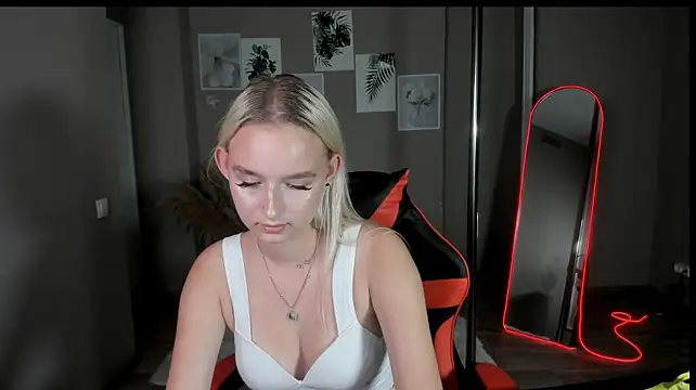 Chat +18 de teresarein ao vivo