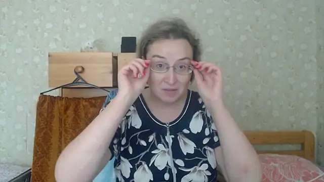 Chat +18 de Smart_Rose ao vivo
