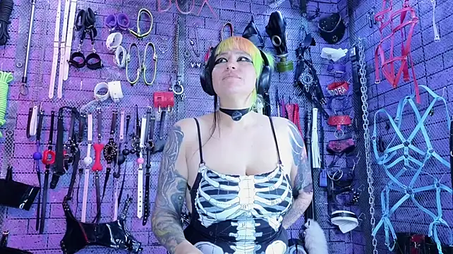 Chat +18 de PANDORANEZZ ao vivo