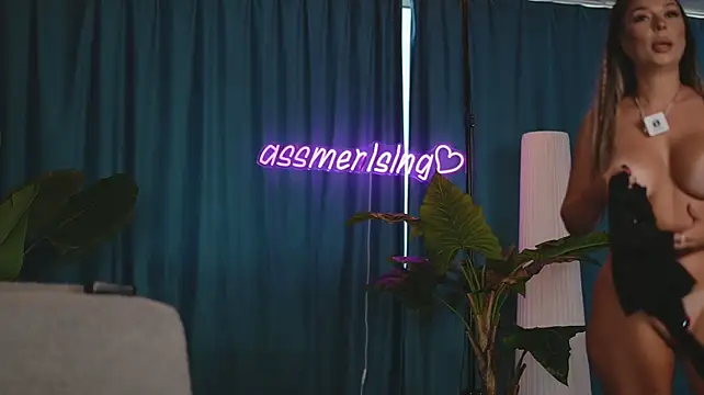 Assmerising Chat XXX live