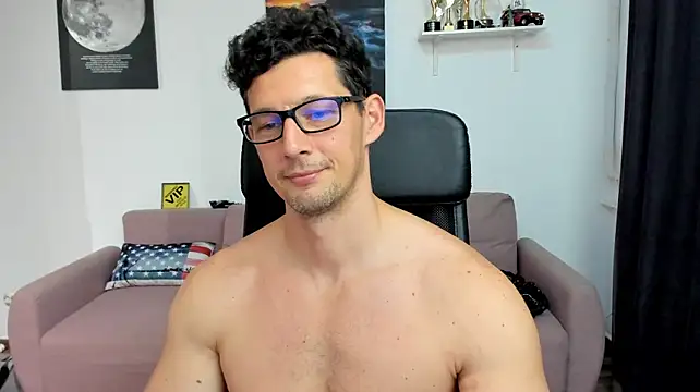 BrutusK08 webcam show