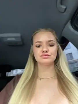 Devill_Angel_ Adlı Modelin Canlı XXX Sohbeti