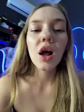 Czat XXX na żywo – MilaMoone