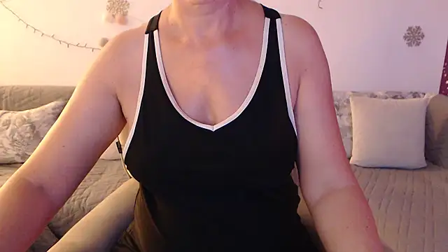 YourfantasyGiuly Chat XXX live