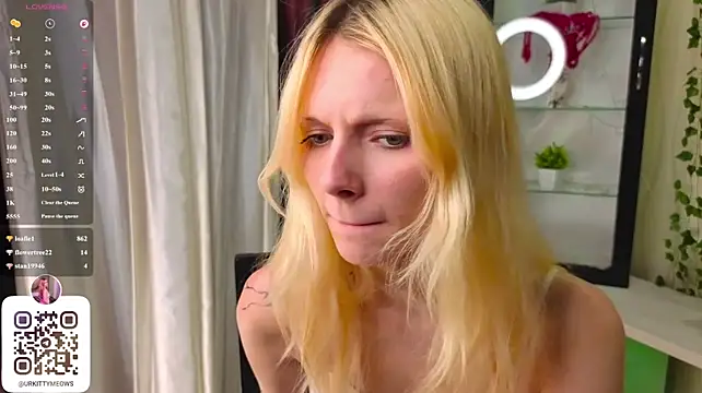 helly_hoff – Naživo XXX chat