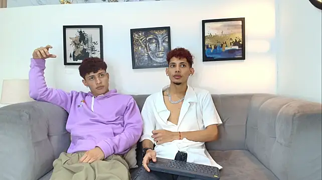 Chat +18 de YOUNG_BOYS_HELL ao vivo