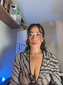 AsianMilfSheryl 现场XXX聊天
