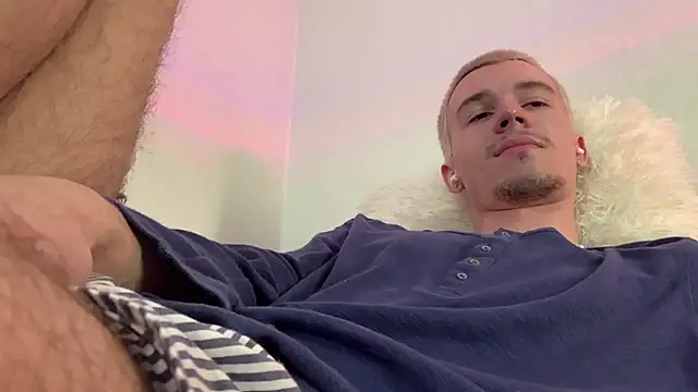 Jeremy1Scott – Naživo XXX chat