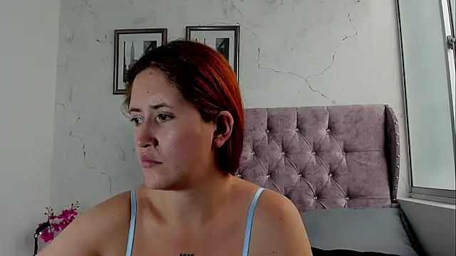 AmberLaurentt_ Adlı Modelin Canlı XXX Sohbeti
