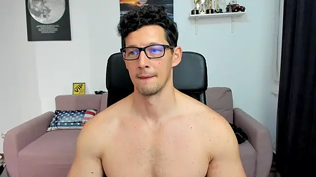 BrutusK08 Chat XXX in diretta