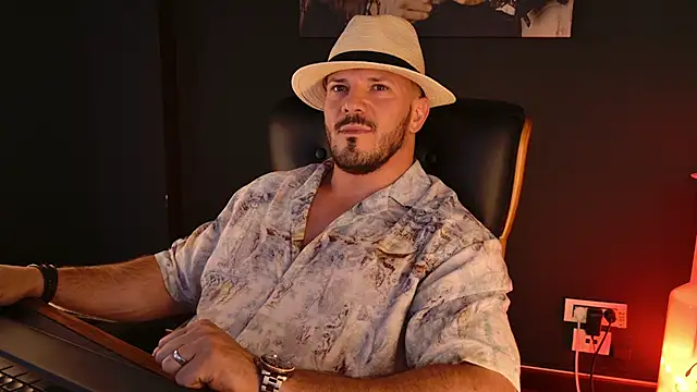Онлайн чат XXX AngeloEric