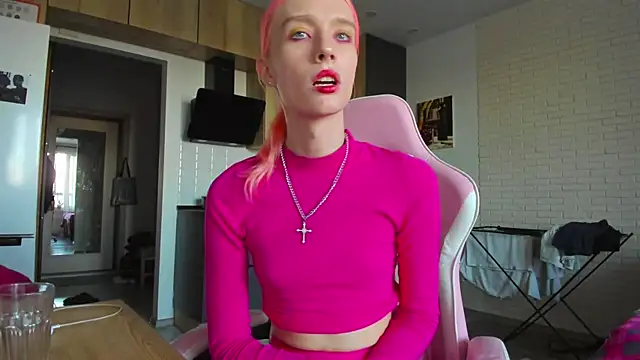 _Alice_Kitty Chat XXX in diretta